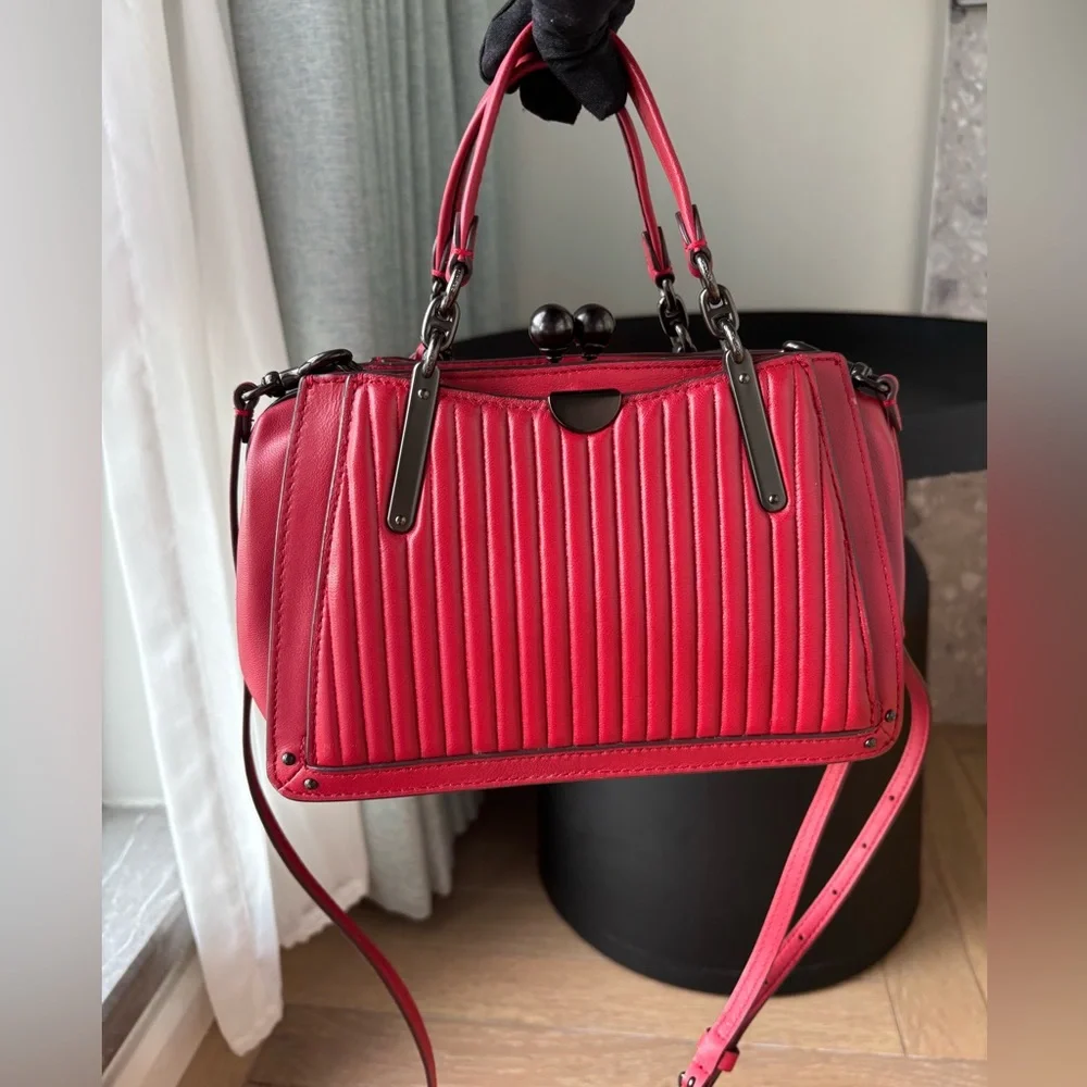 COACH Kisslock Dreamer 21 With Quilting And Rivets Red